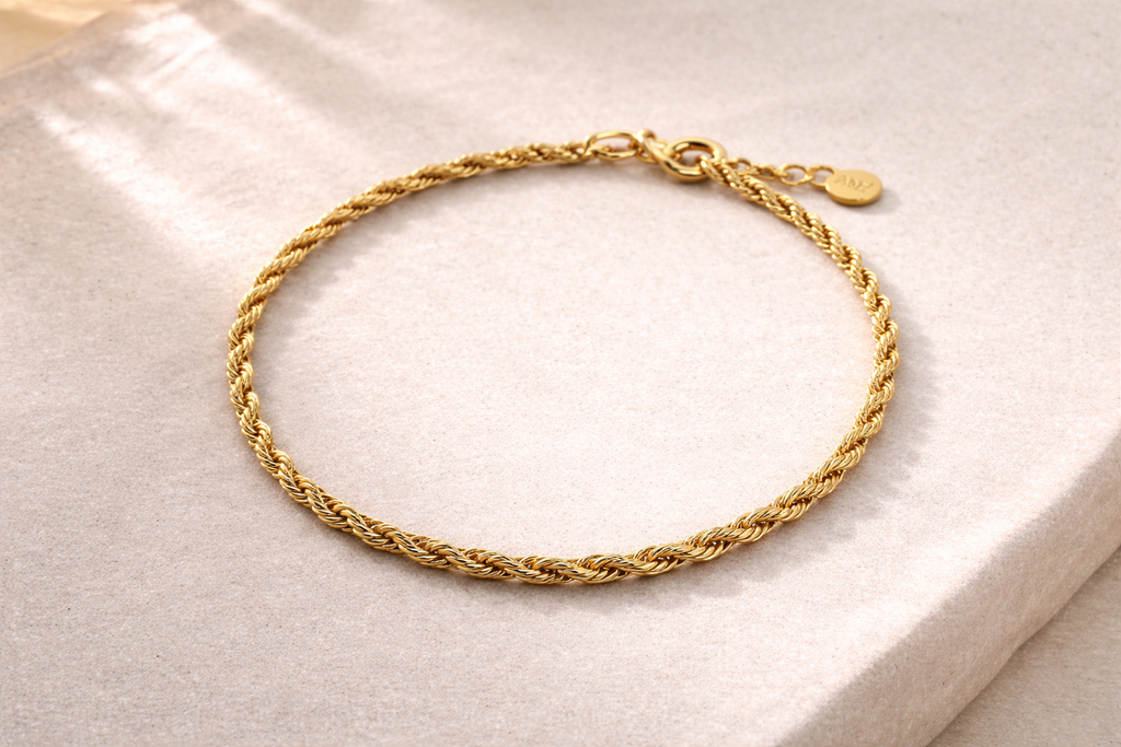 Class Gold Bracelet