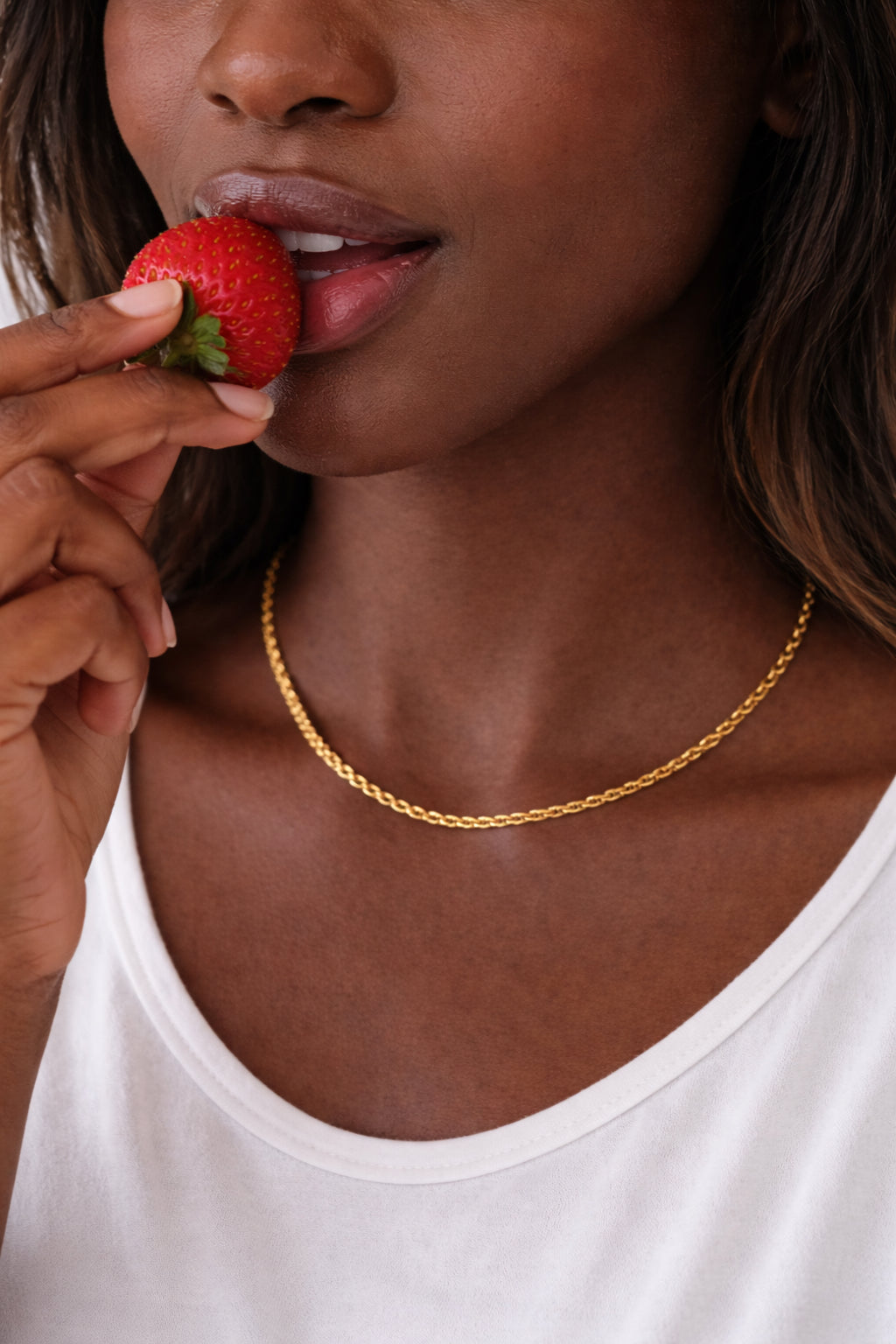 Class Gold Necklace– A Golden Connection