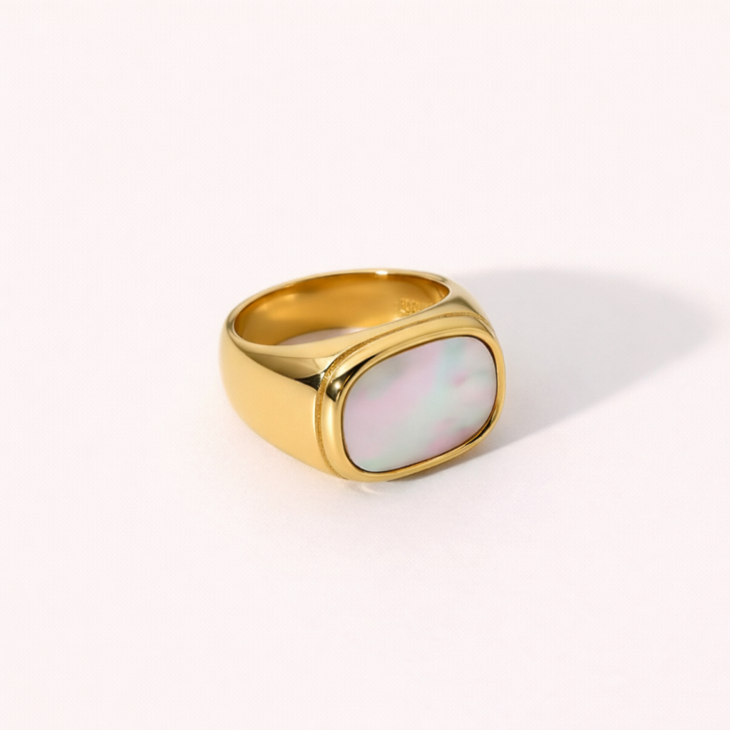 Marbella Ring – Wide stainless steel ring with mother of pearl